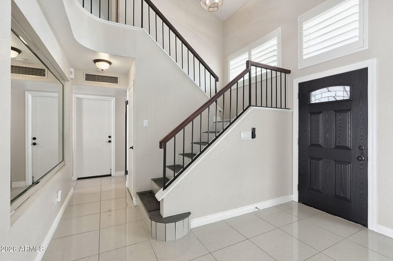 3224 E Taro Ln, Phoenix, AZ 85050