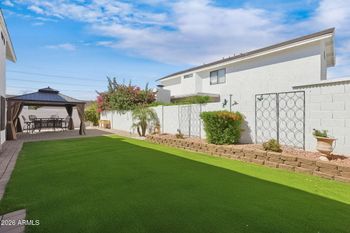 3224 E Taro Ln, Phoenix, AZ 85050