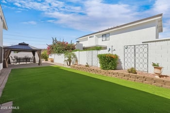 3224 E Taro Ln, Phoenix, AZ 85050