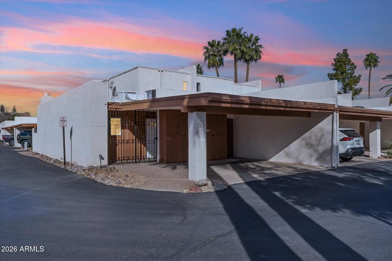 3224 El Camino Dr, Tempe, AZ 85282