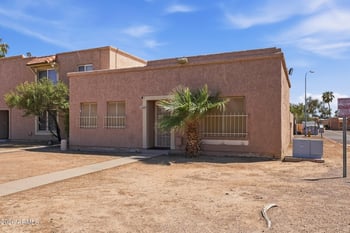 3224 W Echo Ln, Phoenix, AZ 85051
