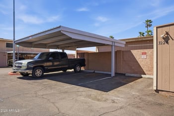 3224 W Echo Ln, Phoenix, AZ 85051