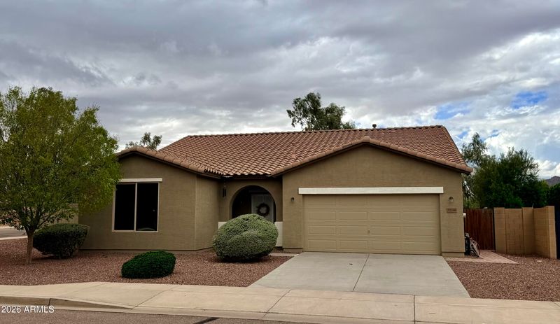 32246 N Cat Hills Ave, San Tan Valley, AZ 85144
