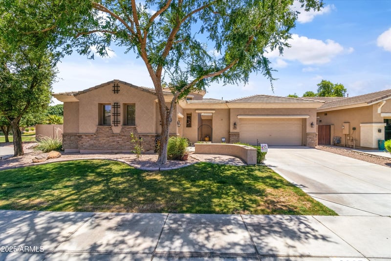 3225 Cardinal Ct, Chandler, AZ 85286