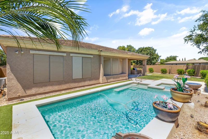 3225 Cardinal Ct, Chandler, AZ 85286