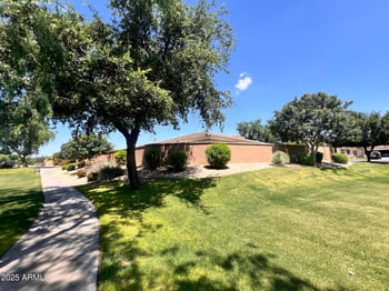 3225 Cardinal Ct, Chandler, AZ 85286