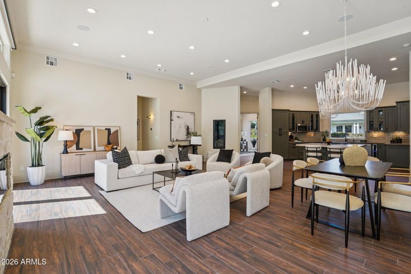 3225 E Sells Dr, Phoenix, AZ 85018