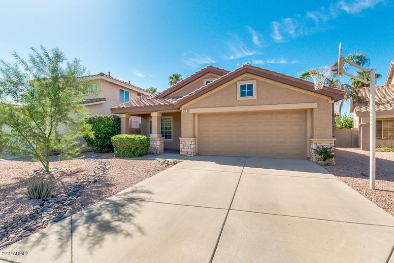 3225 E Wahalla Ln, Phoenix, AZ 85050