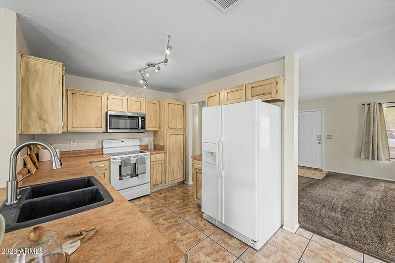 3226 W Williams Dr, Phoenix, AZ 85027