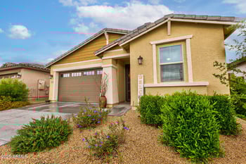 32261 21st Dr, Phoenix, AZ 85085