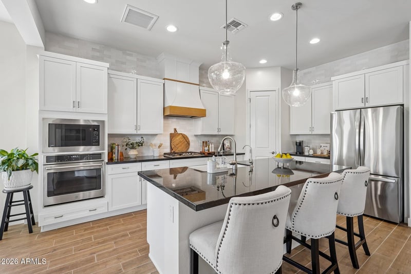 3227 E Donald Dr, Phoenix, AZ 85050