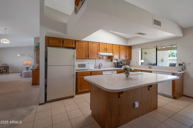 3227 Kristal Way, Phoenix, AZ 85027