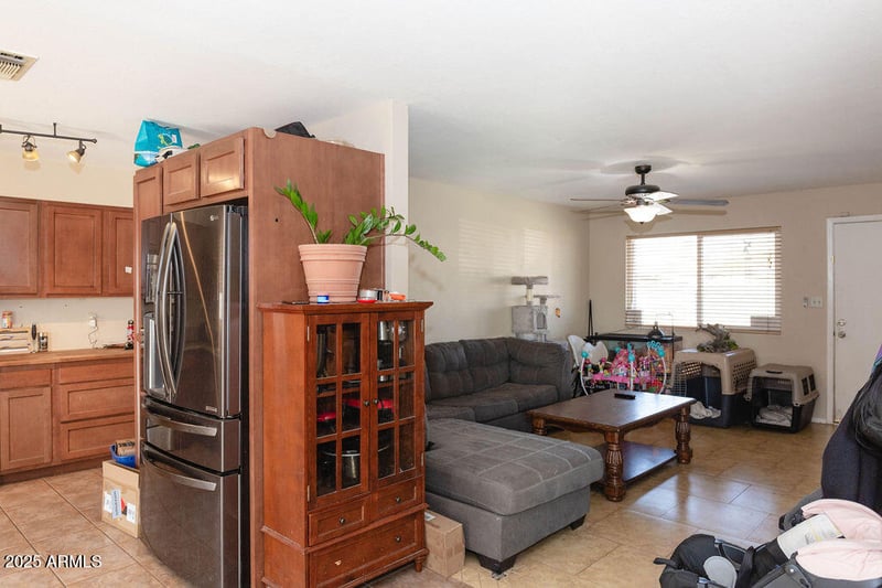 3227 Villa Rita Dr, Phoenix, AZ 85053