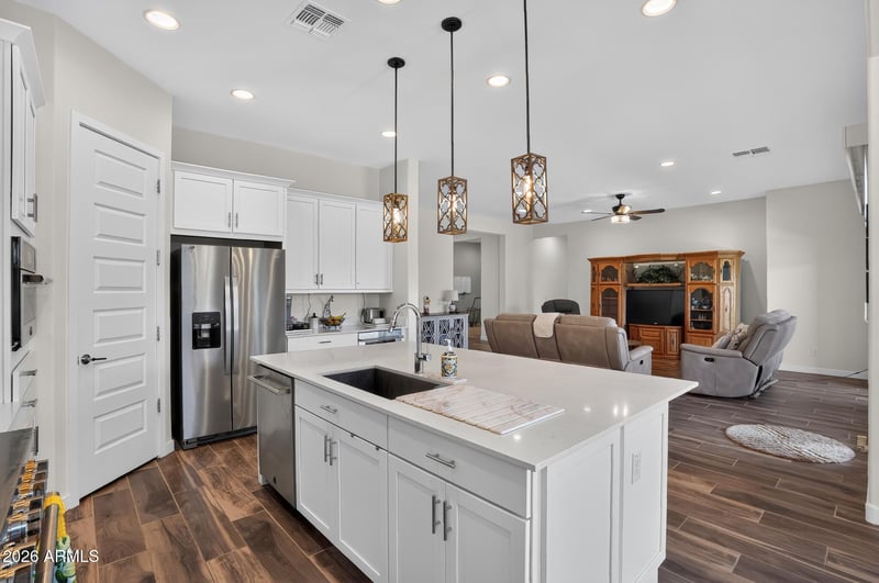 3228 E Saddletree Way, San Tan Valley, AZ 85140