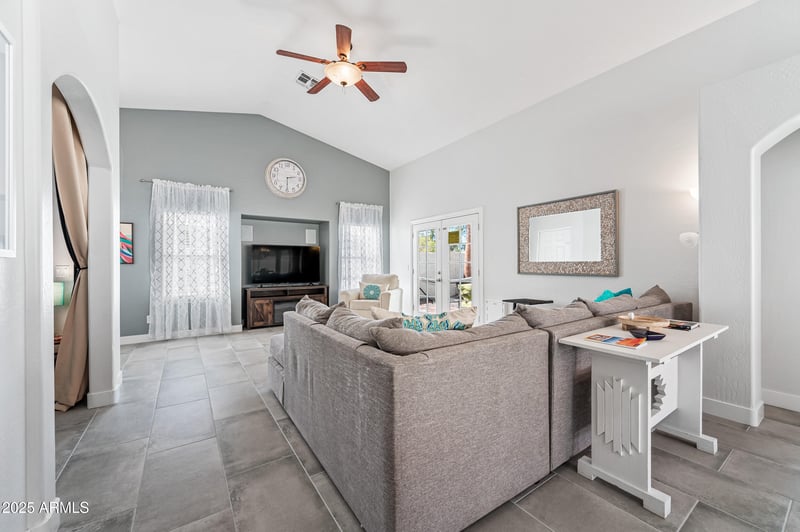 3228 Sandy Way, Gilbert, AZ 85297