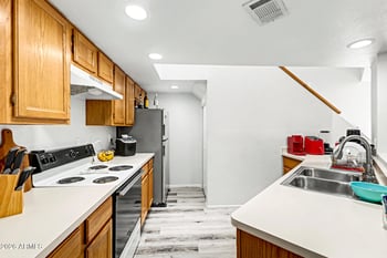 3228 Glendale Ave #170, Phoenix, AZ 85051