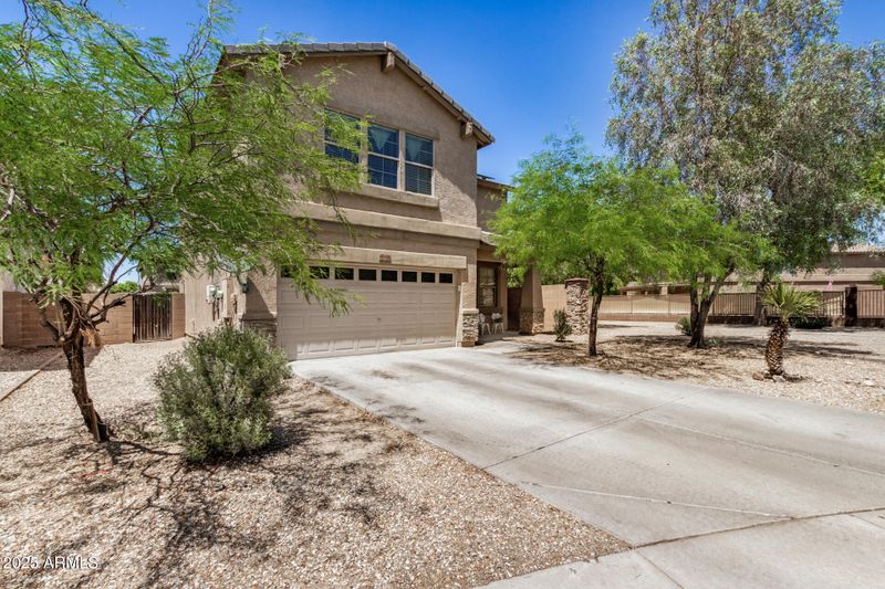 3228 W Saint Anne Ave, Phoenix, AZ 85041