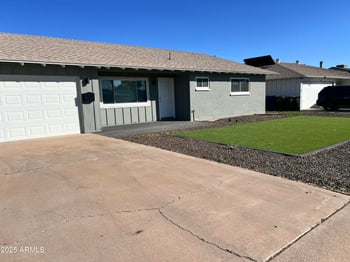 323 Hunt Dr, Mesa, AZ 85203