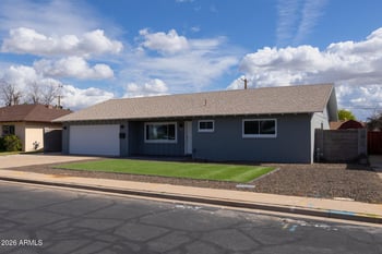 323 Hunt Dr, Mesa, AZ 85203