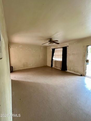 323 N 38th Ave, Phoenix, AZ 85009