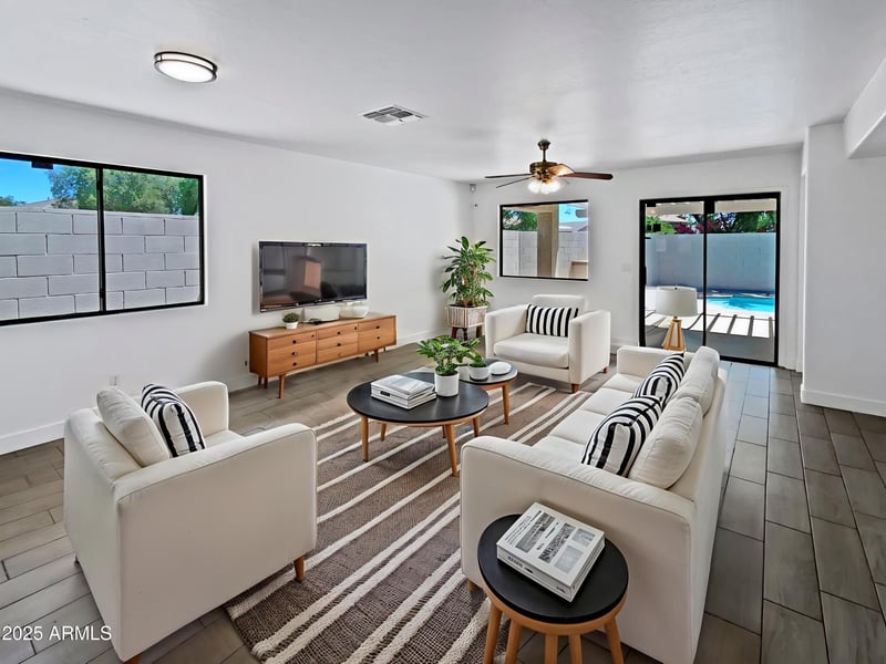 323 Senna Way, San Tan Valley, AZ 85143