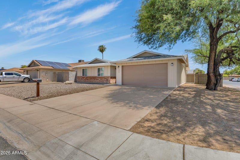 323 W Harvard Ave, Gilbert, AZ 85233