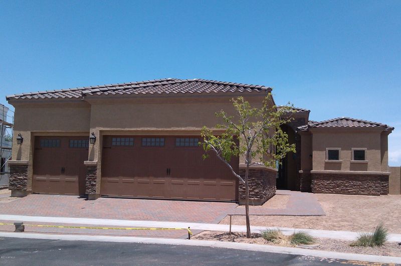 3230 E Mountain Village Cir, Phoenix, AZ 85042