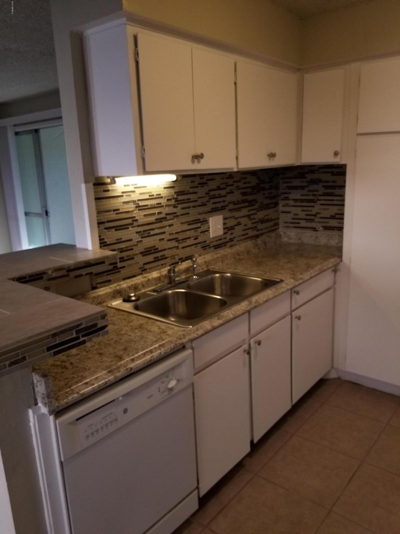 3230 E Pinchot Ave #33, Phoenix, AZ 85018