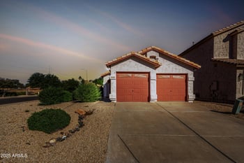 3230 Kristal Way, Phoenix, AZ 85050