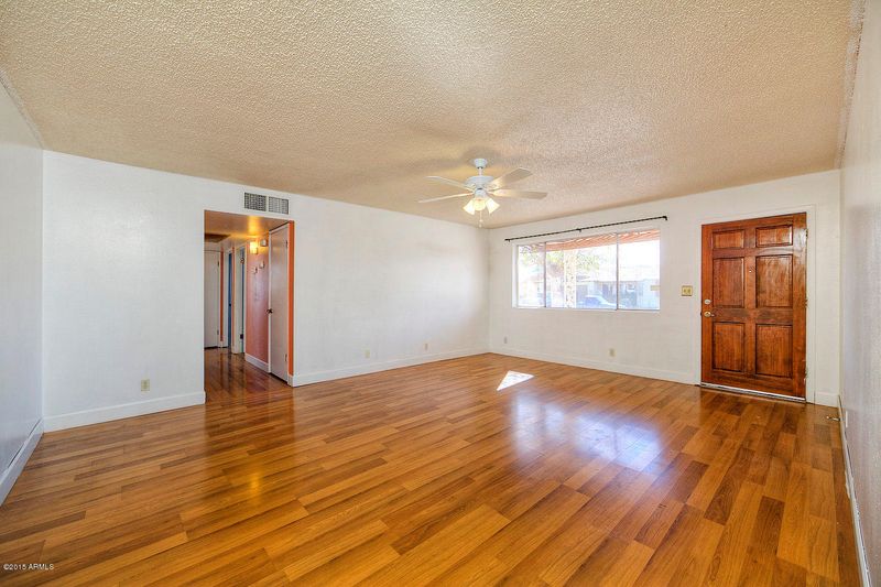 3230 W Voltaire Ave, Phoenix, AZ 85029