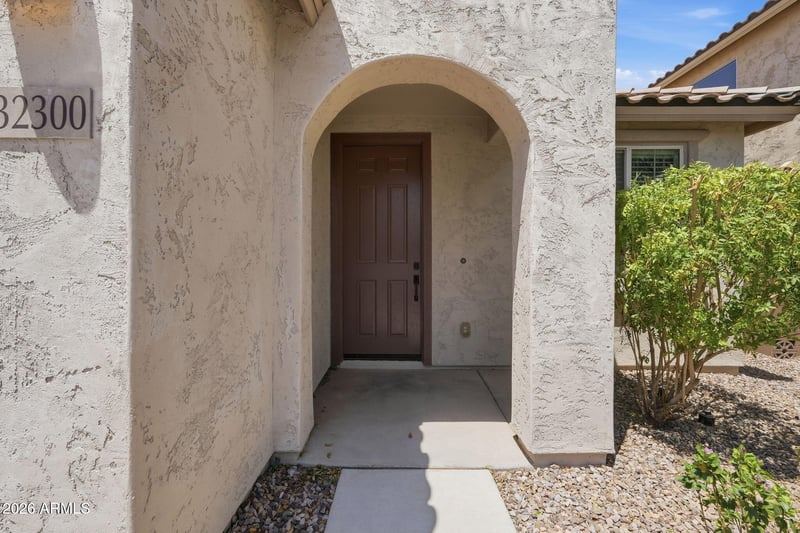 32300 N Daylight Dr, San Tan Valley, AZ 85144