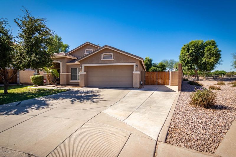 3231 E Blue Sage Rd E, Gilbert, AZ 85297