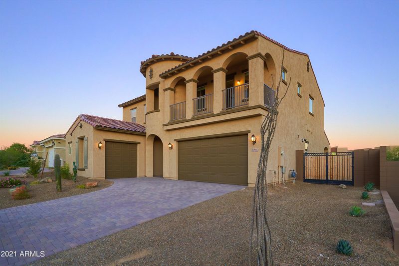 3231 E Donald Dr, Phoenix, AZ 85050