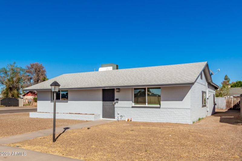 3231 S Edward Dr, Tempe, AZ 85282