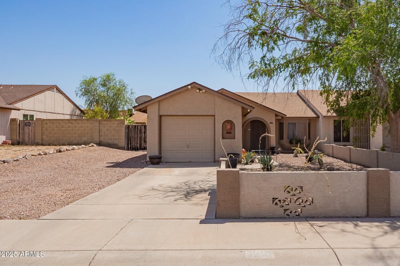 3231 Tonopah Dr, Phoenix, AZ 85027