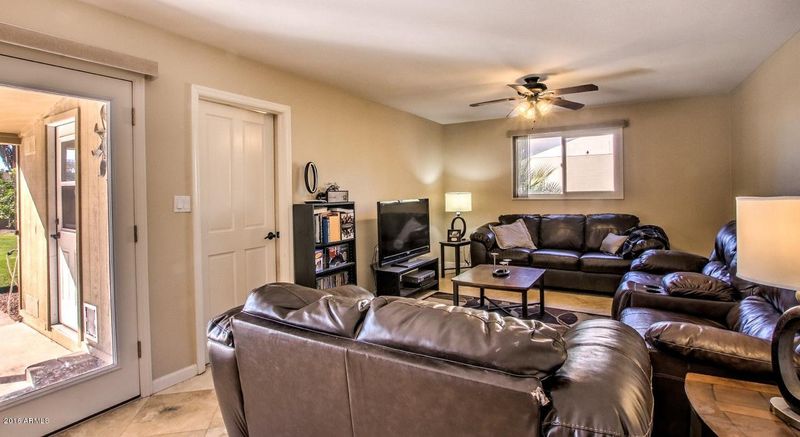 3232 S Evergreen Rd, Tempe, AZ 85282