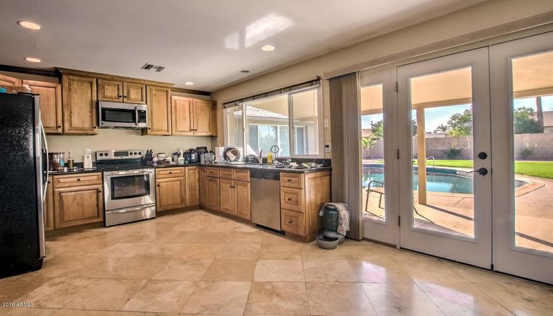 3232 S Evergreen Rd, Tempe, AZ 85282