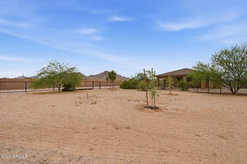 32324 Apache Ave, San Tan Valley, AZ 85144
