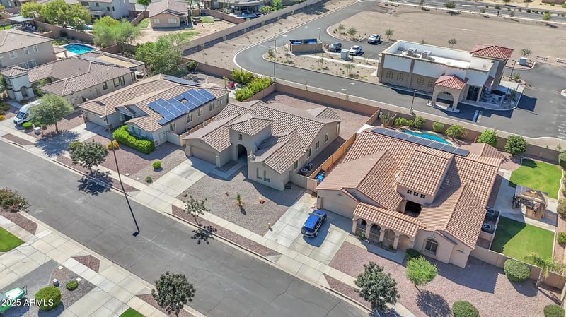 3233 Blue Ridge Way, Gilbert, AZ 85298