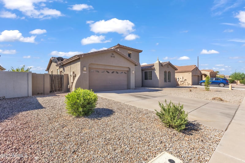 3233 Blue Ridge Way, Gilbert, AZ 85298