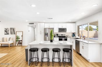 3233 Lebanon Ln, Tempe, AZ 85282
