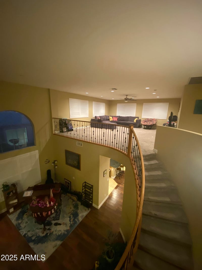 3233 Pleasant Ln, Phoenix, AZ 85041