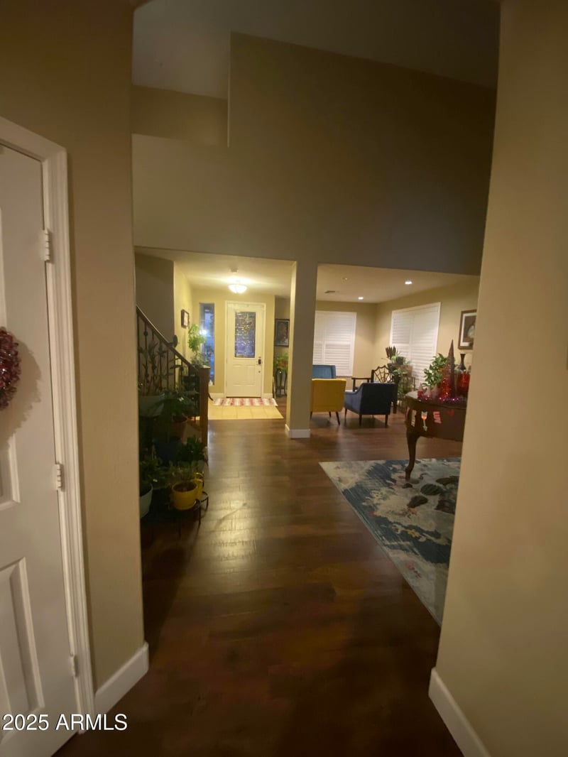 3233 Pleasant Ln, Phoenix, AZ 85041
