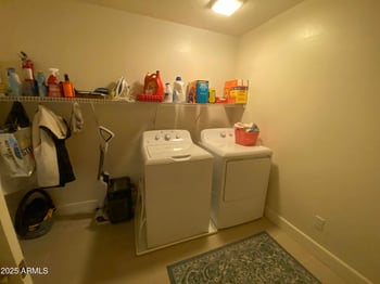 3233 Pleasant Ln, Phoenix, AZ 85041