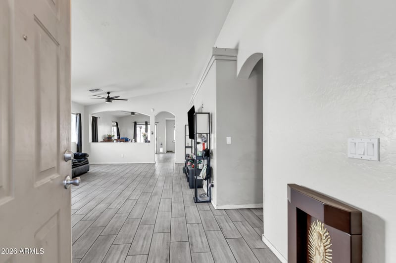 3233 W Huntington Dr, Phoenix, AZ 85041