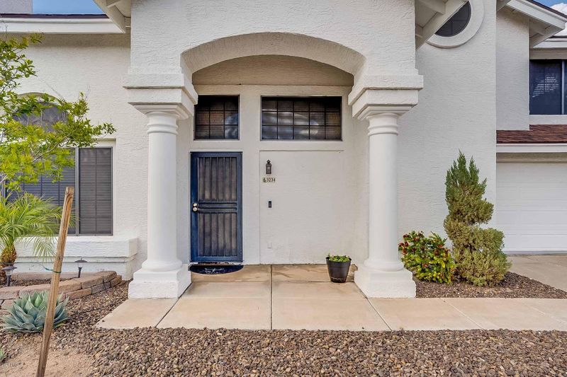 3234 E Longhorn Dr, Phoenix, AZ 85050