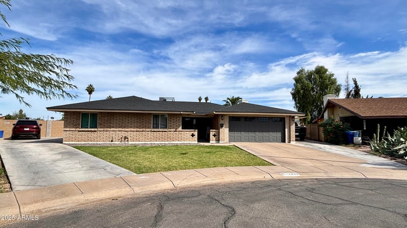 3235 Allred Dr, Tempe, AZ 85282