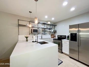 3235 Camelback Rd #115, Phoenix, AZ 85018