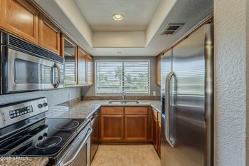3235 Camelback Rd #211, Phoenix, AZ 85018