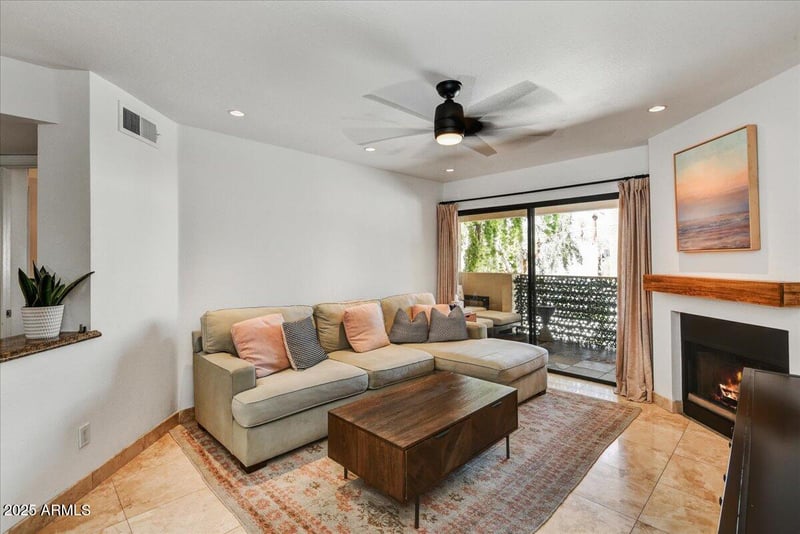 3235 Camelback Rd #218, Phoenix, AZ 85018